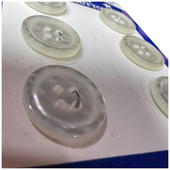 Vintage Clear Pearlescent Buttons 70s Premium Quality Set 6 Piece - Picture 5 of 7